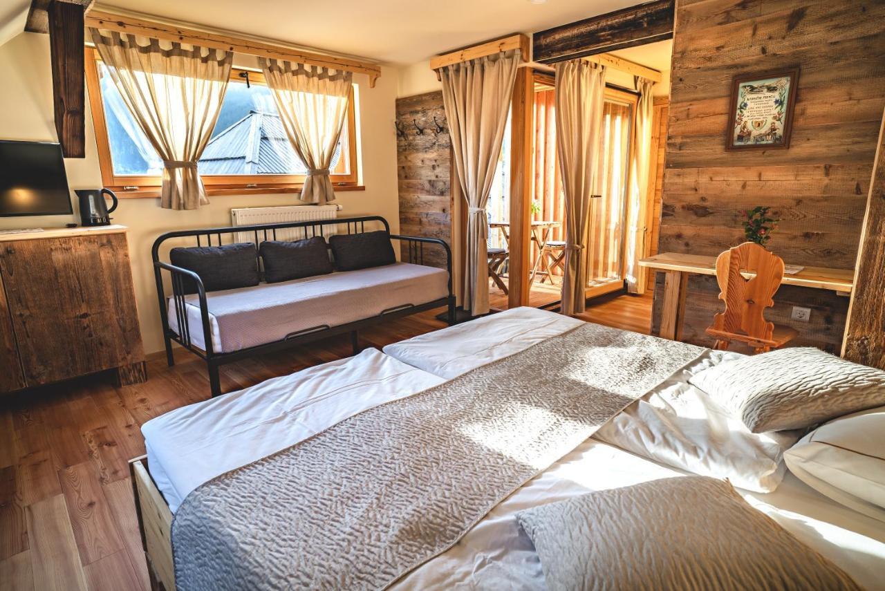 הוילה זגורניה יזרסקו Tourist Farm Senkova Domacija מראה חיצוני תמונה